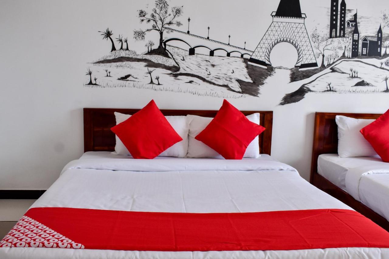 Mallika Resort Trincomalee Buitenkant foto