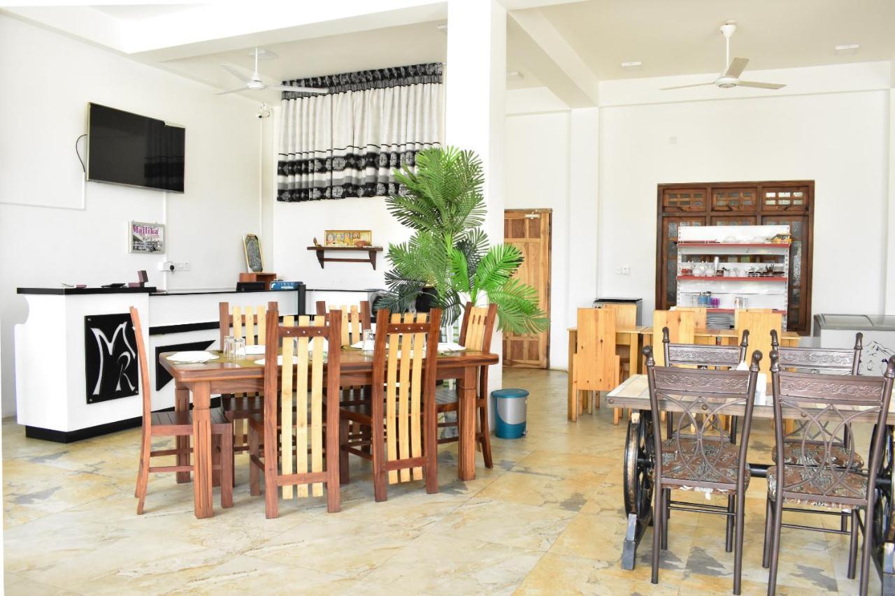 Mallika Resort Trincomalee Buitenkant foto